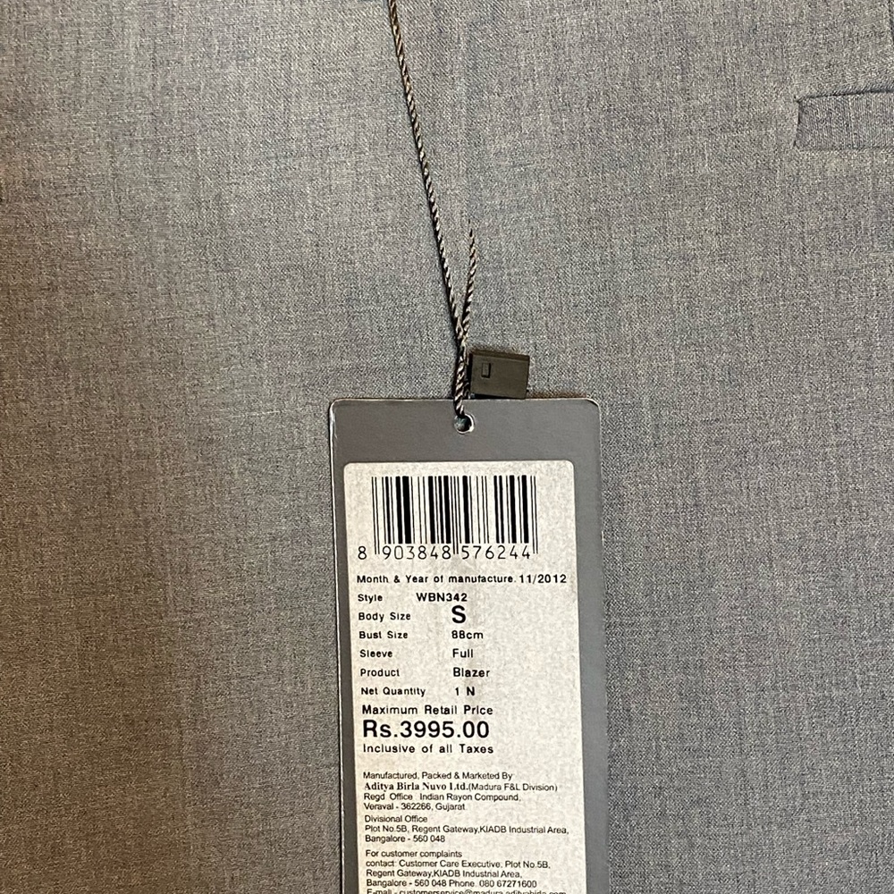Gray blazer - Picture 2 of 3